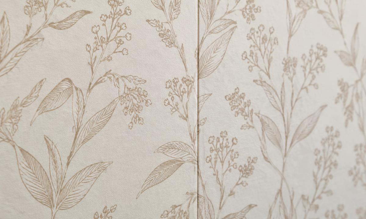 Stemningsbilde: tapet med botanisk mønster